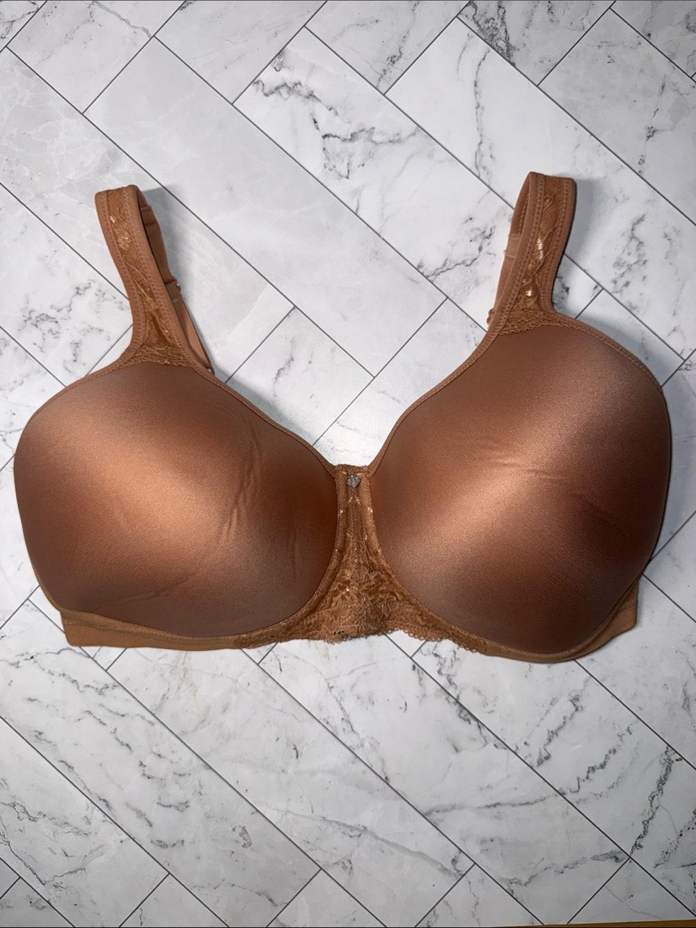 NWT Breezies Natural Curves Full Coverage Contour Wirefree Bra Warm Sand 40DDD